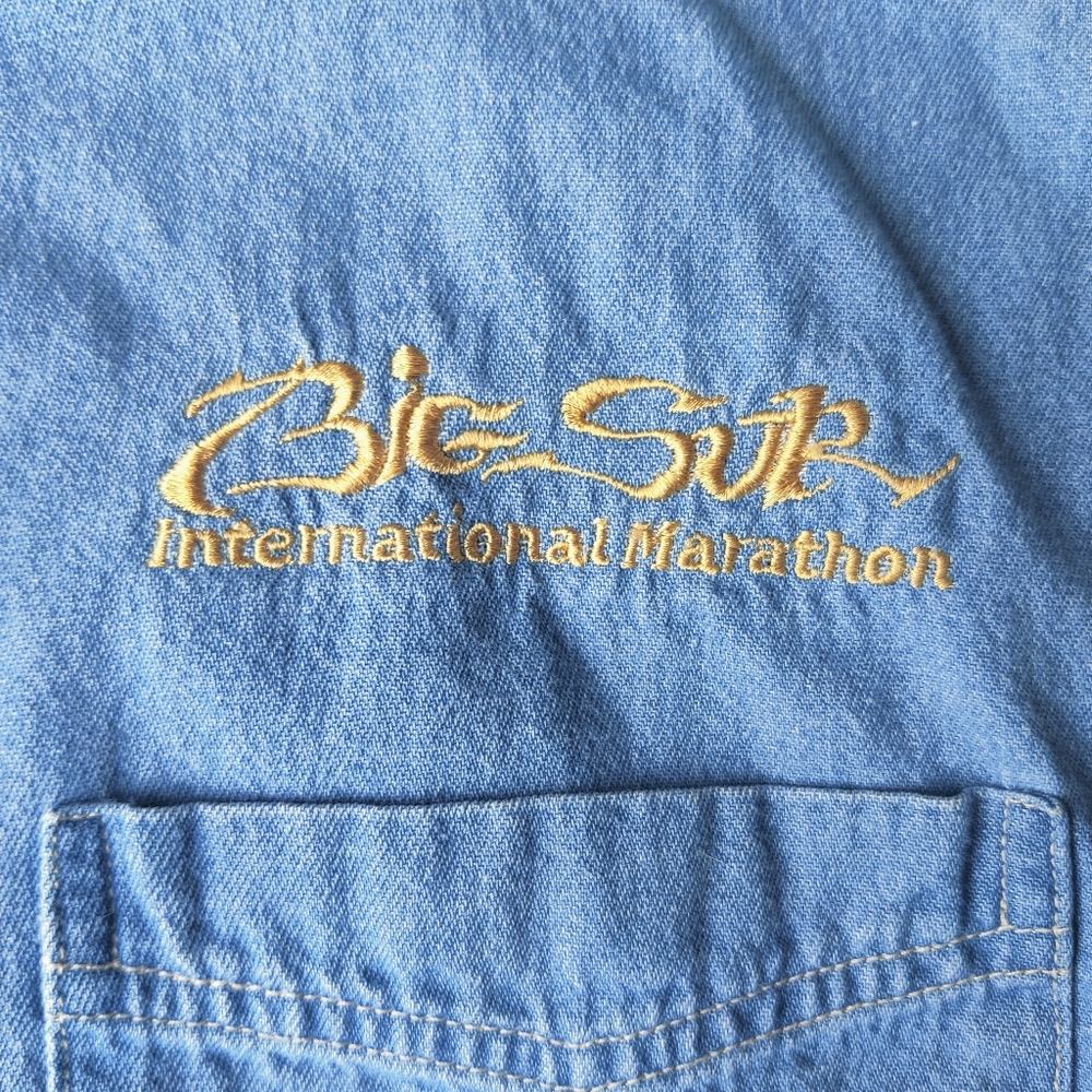 VTG Big Sur International Marathon Mens L Denim Shirt Button Down Embroidered - Picture 2 of 13